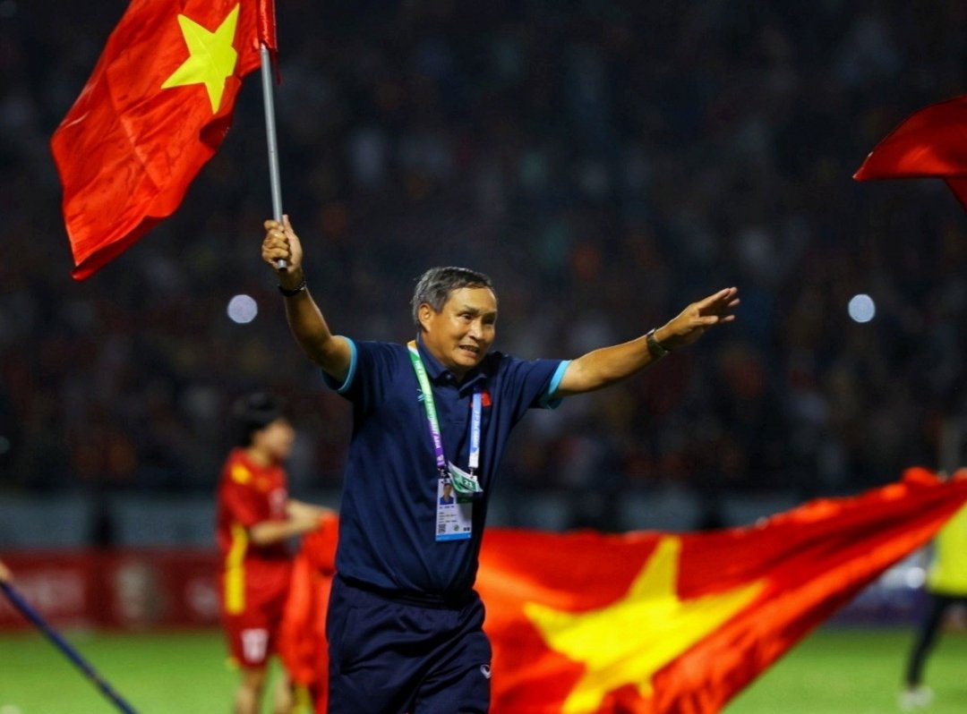 Lễ tri ân HLV Mai Đức Chung được tổ chức bởi Liên đoàn bóng đá Việt Nam